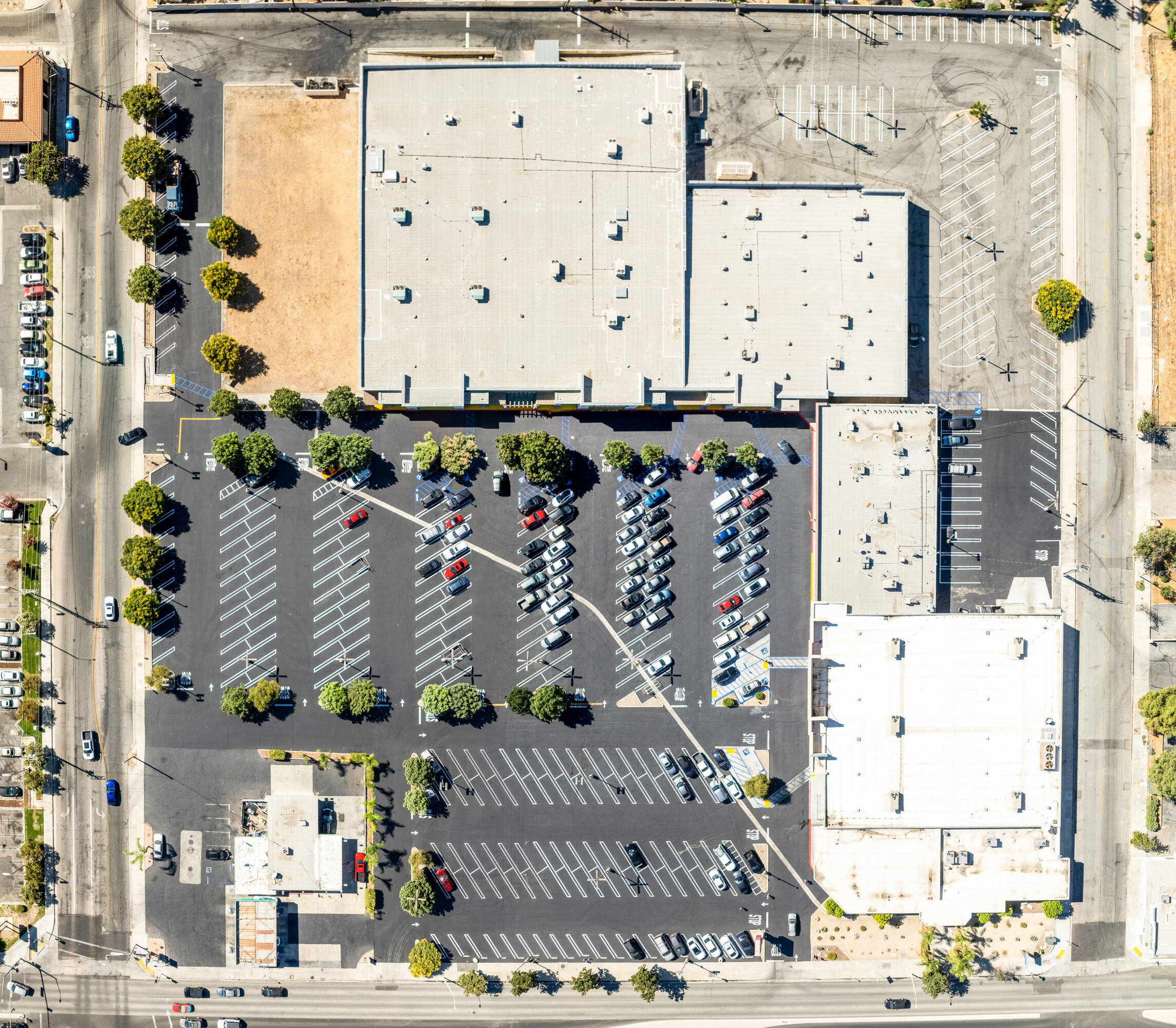 Commercial Property for Sale in Hemet California 92545
